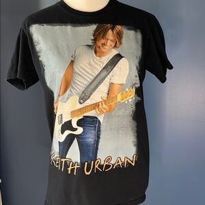 Vintage KEITH URBAN souvenir t shirt,  2011 tour ladies small preshrunk cotton,